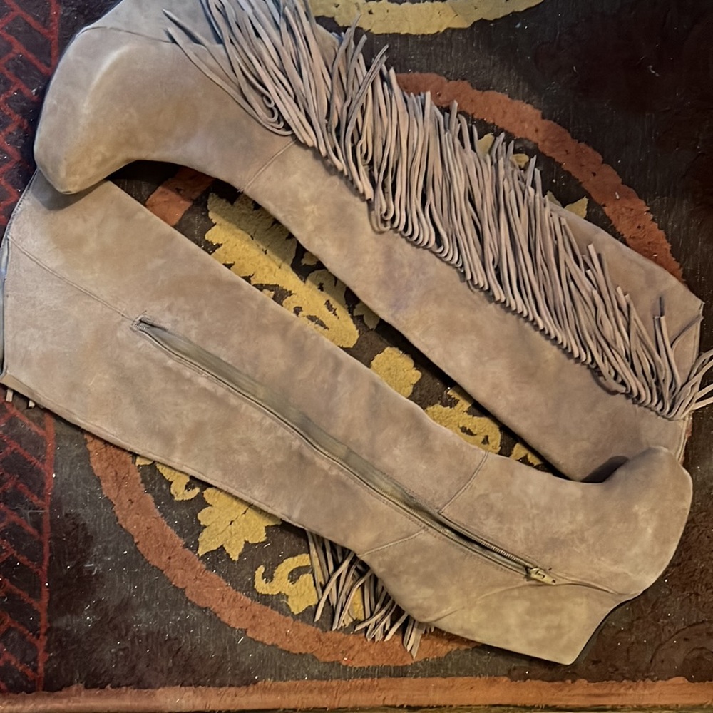 Steve Madden Beige Fringe Heeled Boots